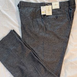NWT Men’s Dress Pants 40W x 32L Charcoal/Black